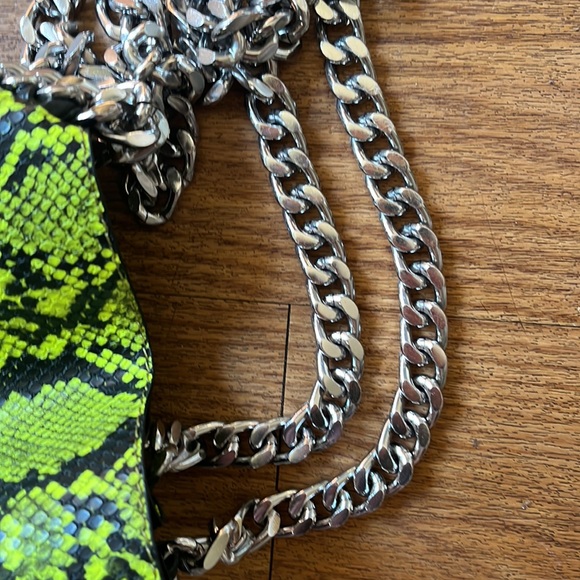 Justfab - Picture 3 of 6